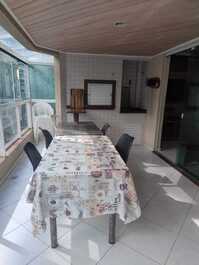 Apartamento en alquiler en Meia Praia, Itapema