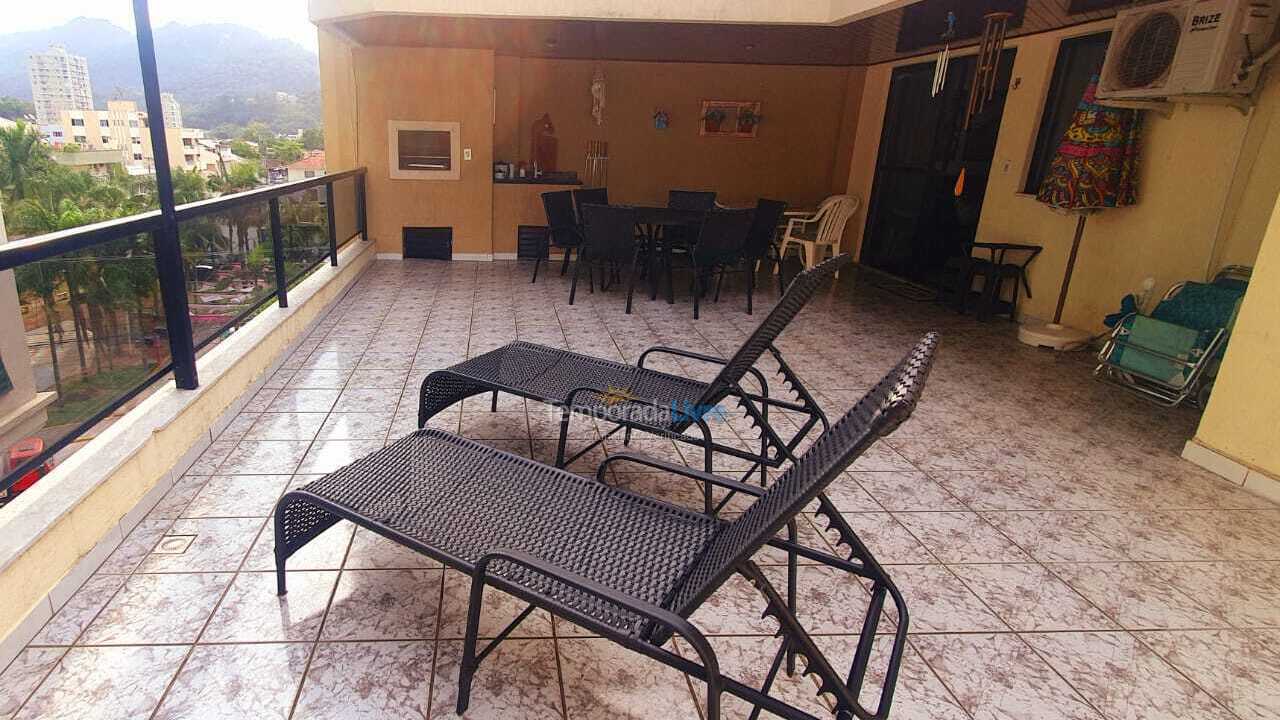 Apartamento para aluguel de temporada em Itapema (Centro)