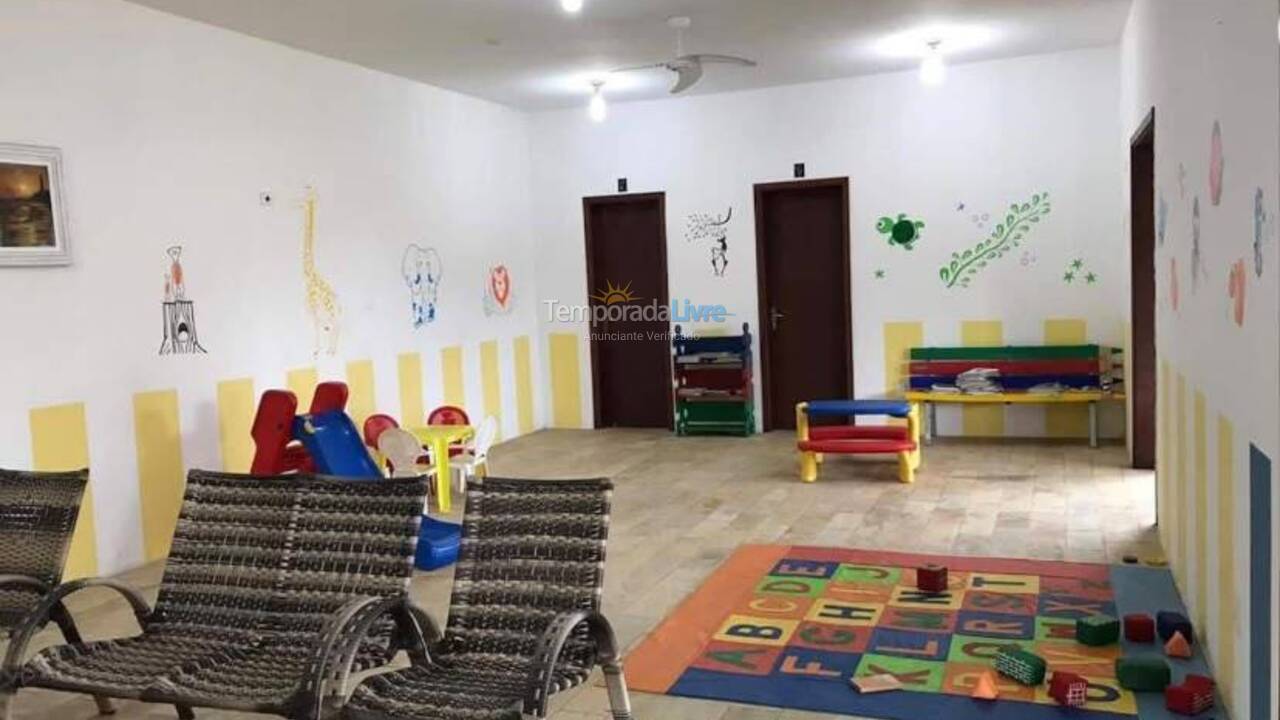 Casa para aluguel de temporada em Ubatuba (Enseada)