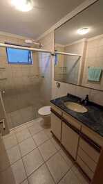 Apartamento para temporada em Meia Praia, Itapema