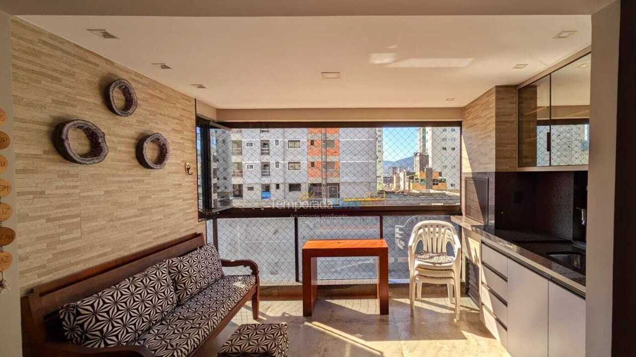 Apartamento para aluguel de temporada em Itapema (Meia Praia)