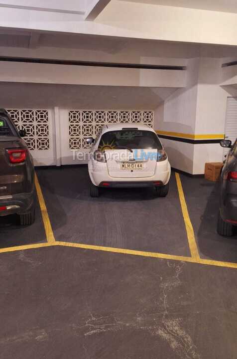 Apartamento para aluguel de temporada em Itapema (Meia Praia)