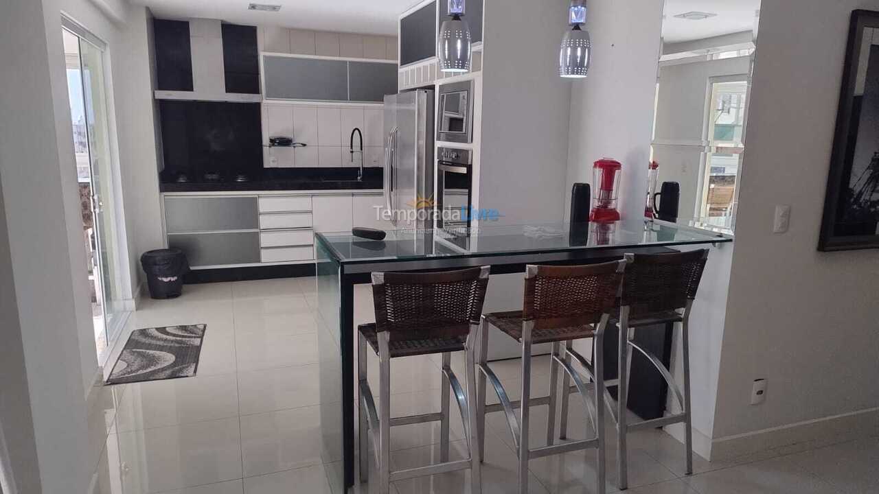 Apartment for vacation rental in Itapema (Meia Praia)
