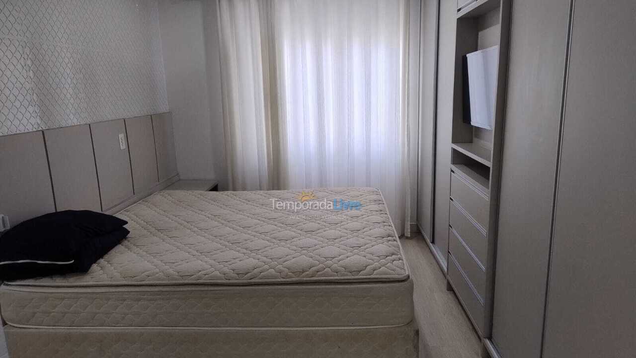 Apartment for vacation rental in Itapema (Meia Praia)
