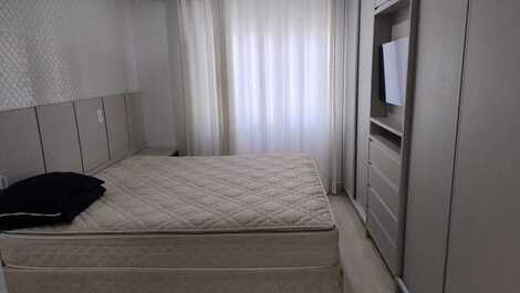 Apartment for rent in Meia Praia, Itapema