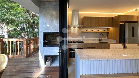 House for 4 people, 150m from Mariscal Beach | Bombinhas