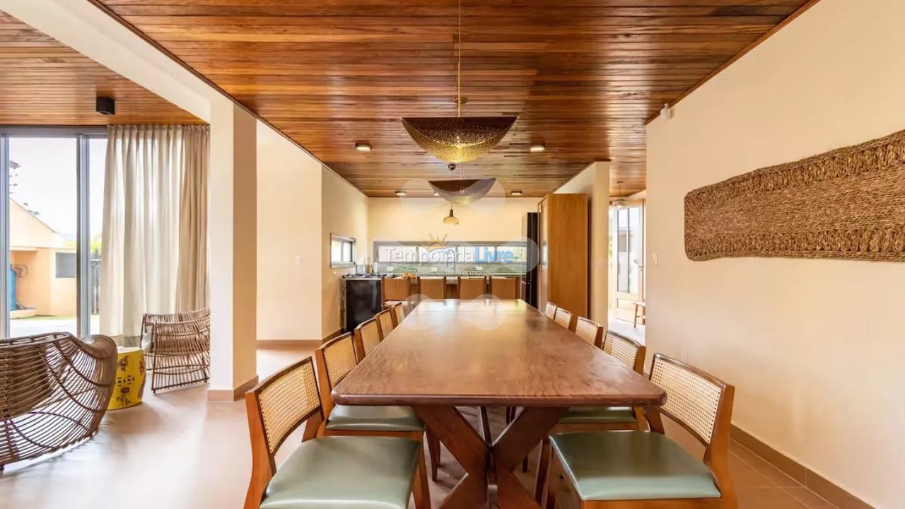 Casa para aluguel de temporada em Bombinhas (Canto Grande)