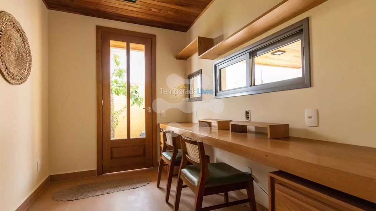 Casa para aluguel de temporada em Bombinhas (Canto Grande)