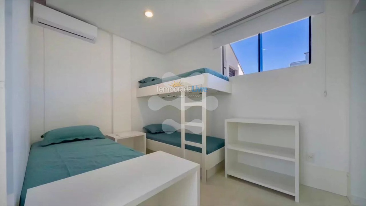 House for vacation rental in Bombinhas (Canto Grande)