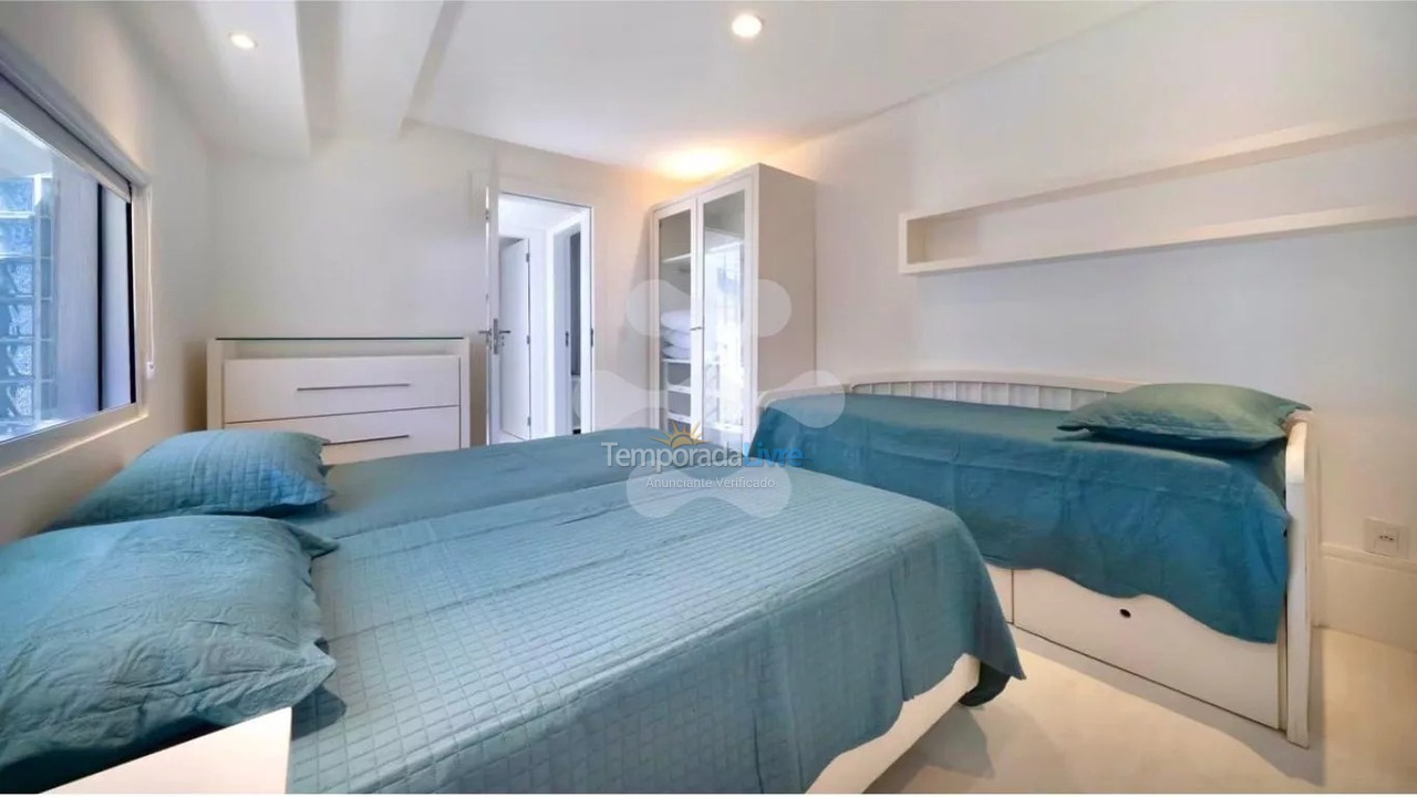 House for vacation rental in Bombinhas (Canto Grande)