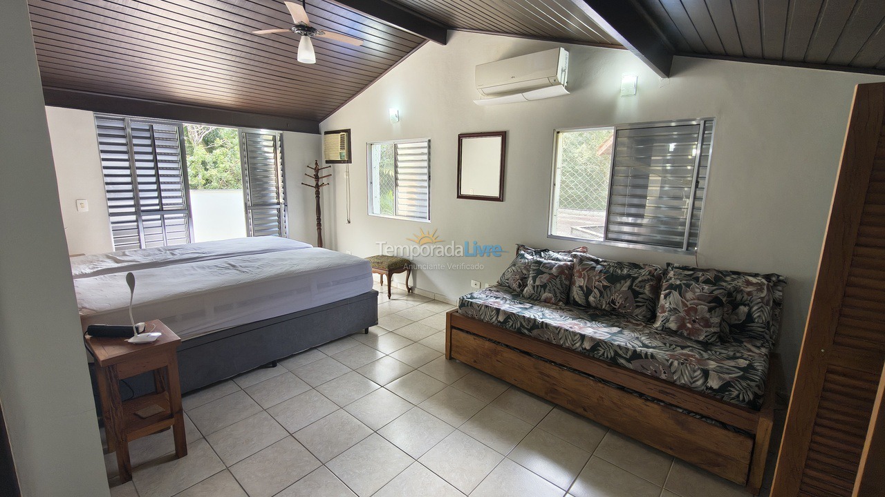 Casa para aluguel de temporada em Bertioga (Riviera de São Lourenço)