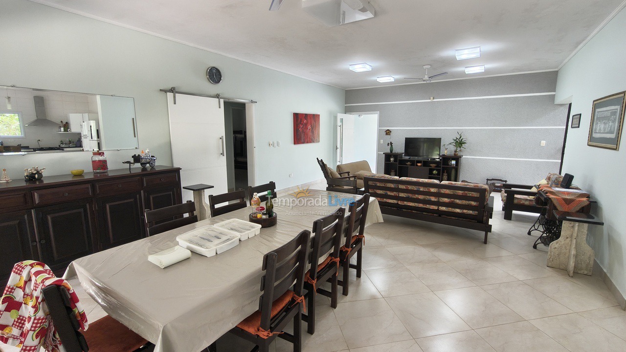 Casa para aluguel de temporada em Bertioga (Riviera de São Lourenço)