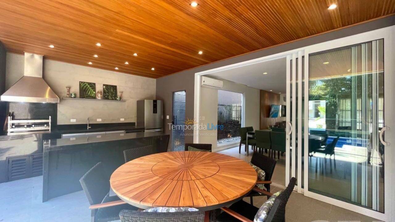 Casa para aluguel de temporada em Bertioga (Riviera de São Lourenço)