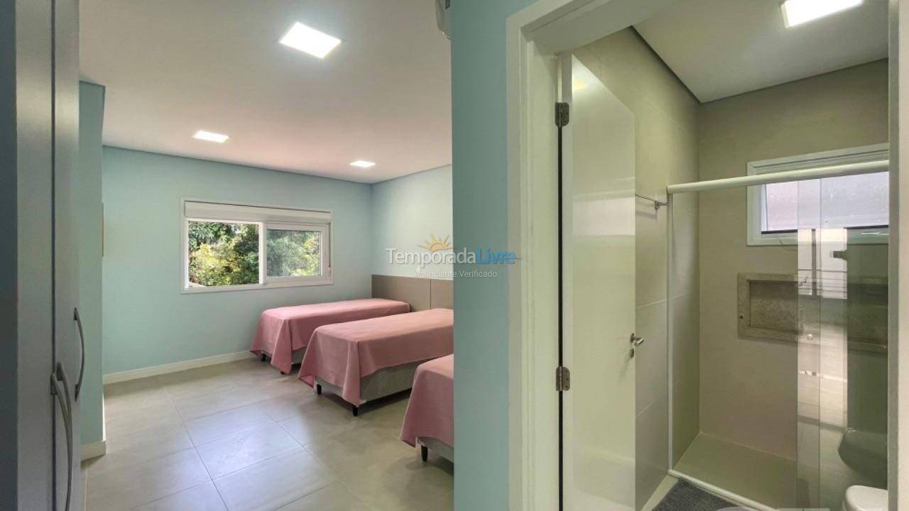 Casa para aluguel de temporada em Bertioga (Riviera de São Lourenço)