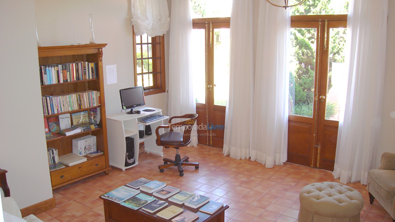Apartment for vacation rental in Florianópolis (Lagoinha)