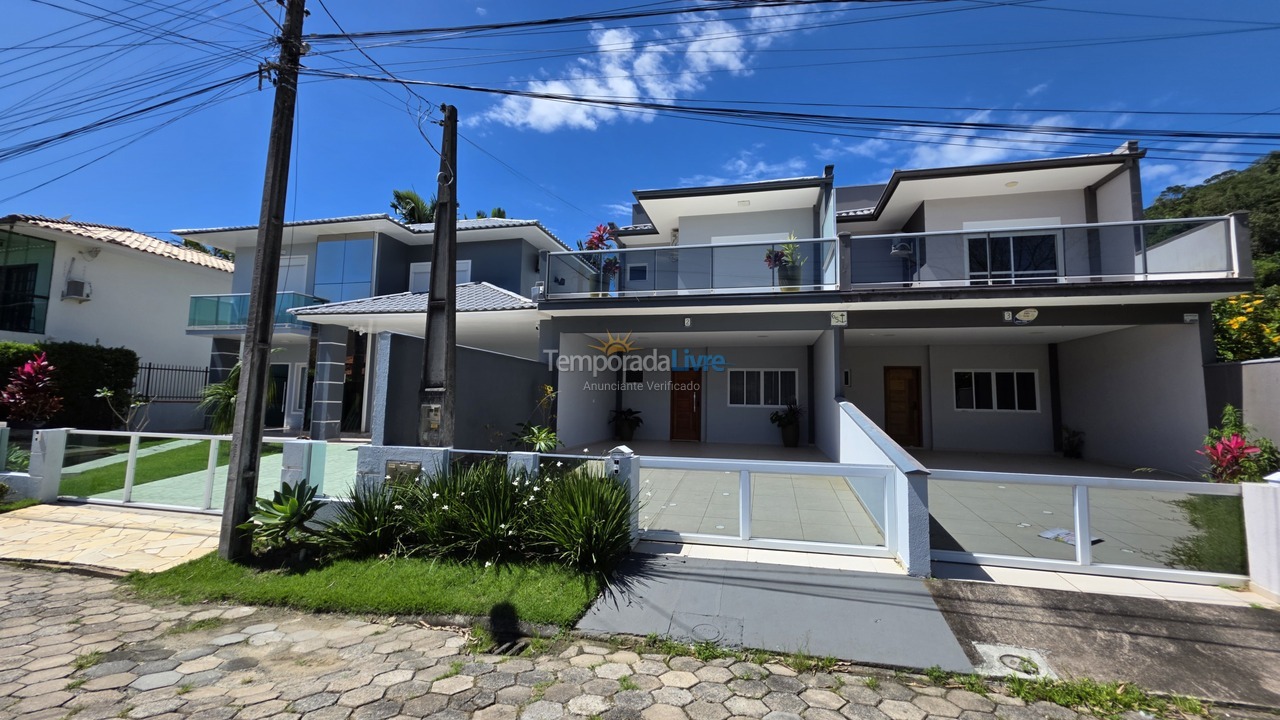 House for vacation rental in São Francisco do Sul (Itaguaçu)