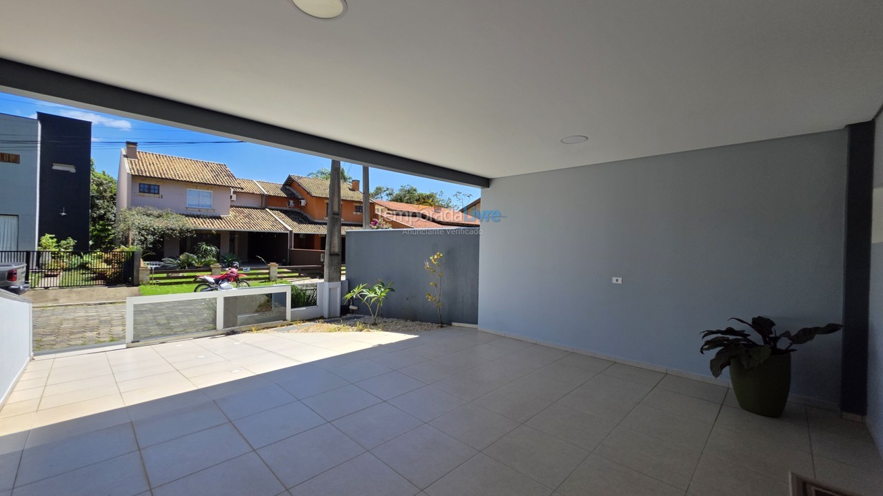 House for vacation rental in São Francisco do Sul (Itaguaçu)