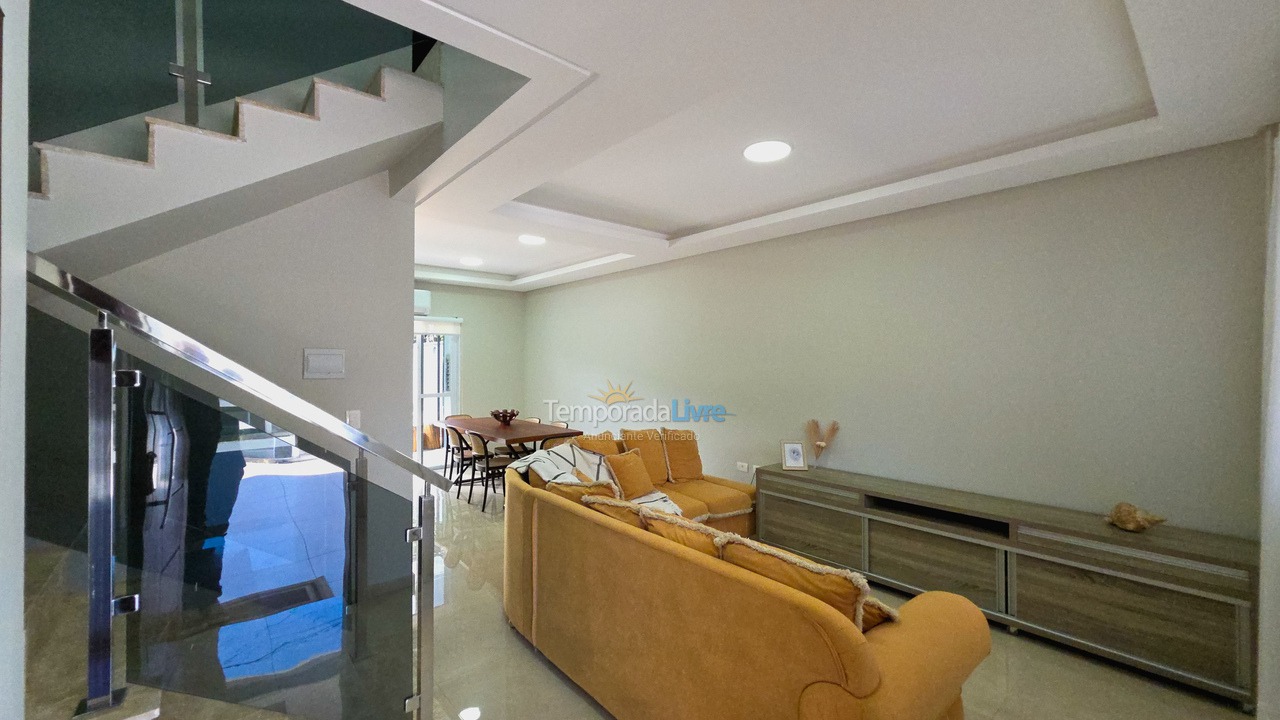 House for vacation rental in São Francisco do Sul (Itaguaçu)