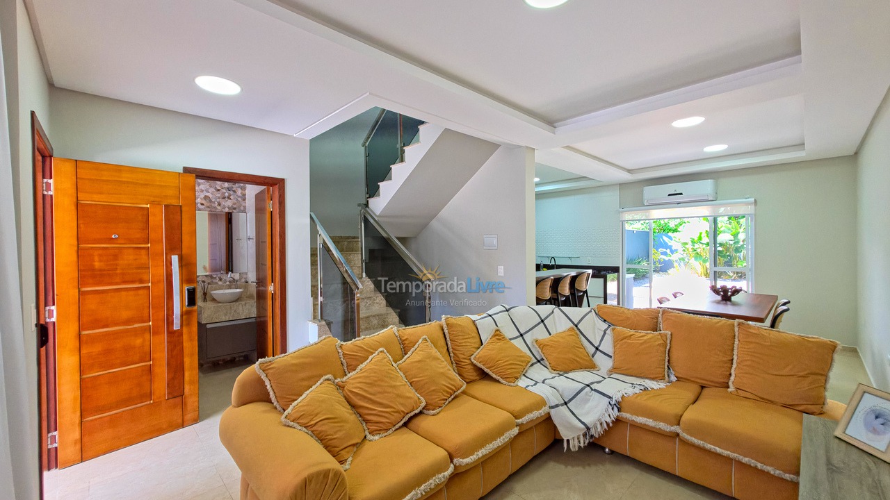 House for vacation rental in São Francisco do Sul (Itaguaçu)
