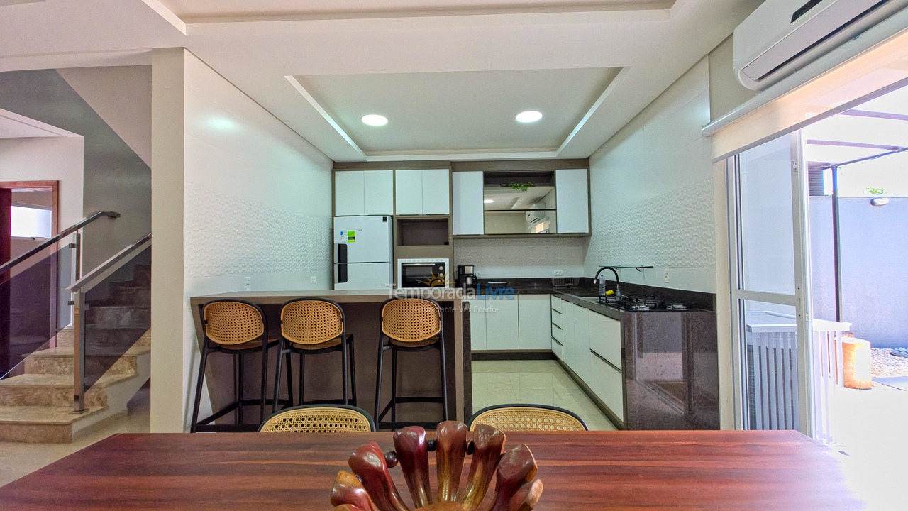House for vacation rental in São Francisco do Sul (Itaguaçu)