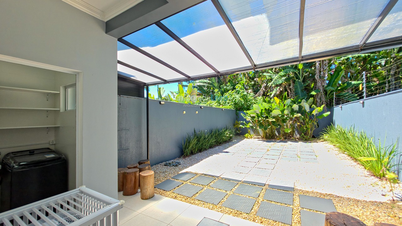 House for vacation rental in São Francisco do Sul (Itaguaçu)
