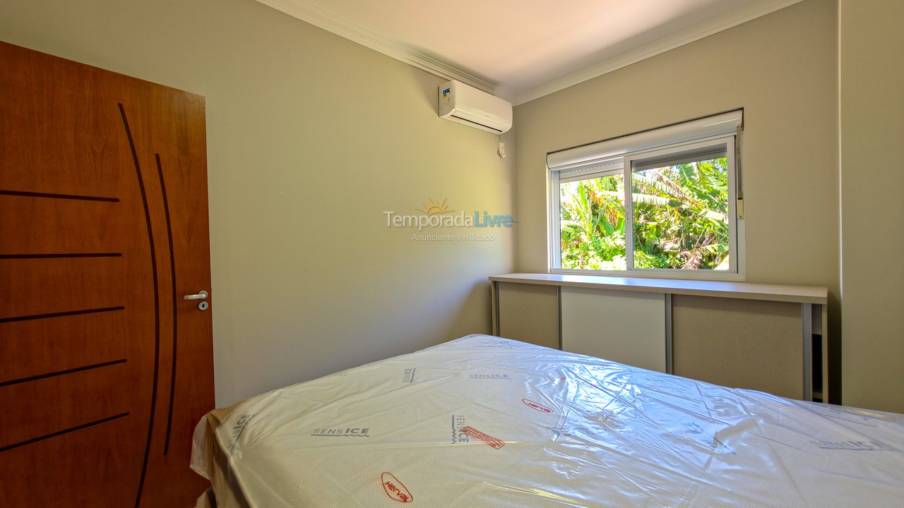 House for vacation rental in São Francisco do Sul (Itaguaçu)