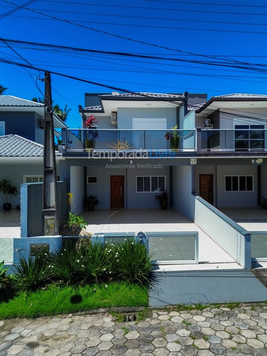 House for vacation rental in São Francisco do Sul (Itaguaçu)