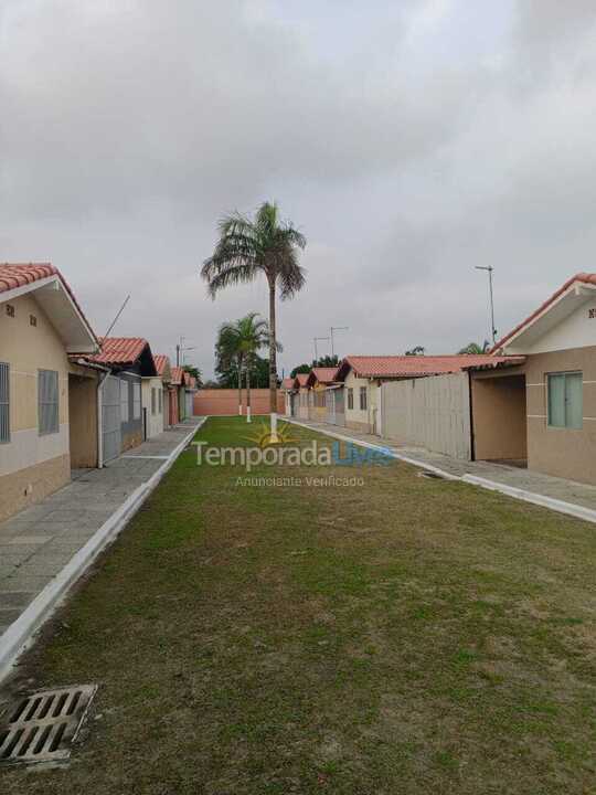 House for vacation rental in Matinhos (Balneario Albatroz)