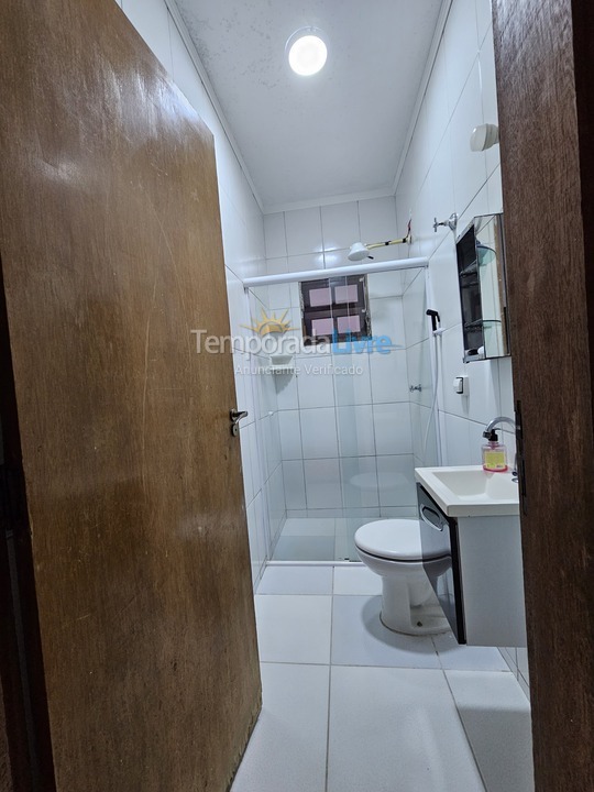 Casa para aluguel de temporada em Ubatuba (Lagoinha)